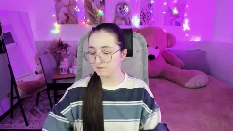 your love online show from February 19, 1:45 am