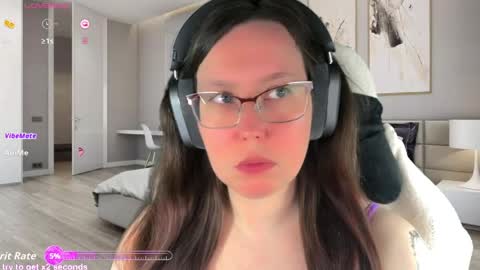 Snapshot of visecret chatting on May 25, 2:17 am Victoria Romans online show from May 25, 2:17 am