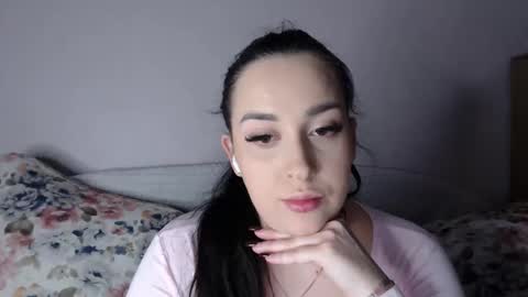 Vitalina online show from December 18, 2:23 pm