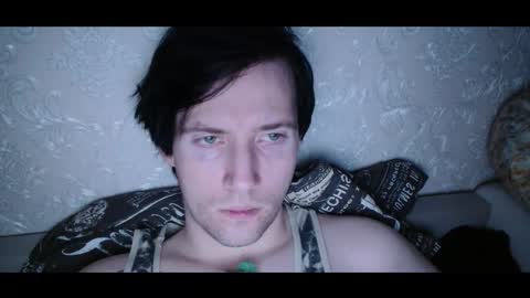 Snapshot of vitiligoboyy chatting on November 21, 4:00 am vitiligoboyy online show from November 21, 4:00 am