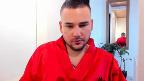 Vito Ferrer online show from February 16, 12:21 pm