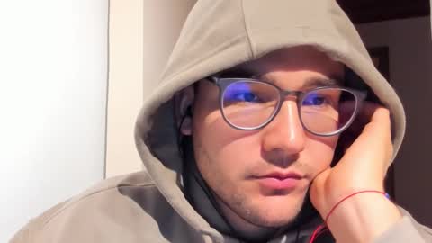 Vito Ferrer online show from February 27, 1:48 am