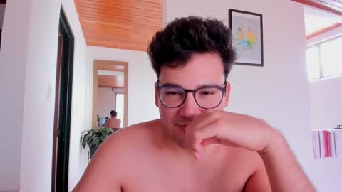 Vito Ferrer online show from September 10, 5:57 pm