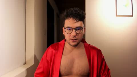 Vito Ferrer online show from September 27, 3:44 am