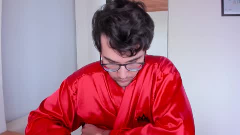 Vito Ferrer online show from February 21, 12:06 pm