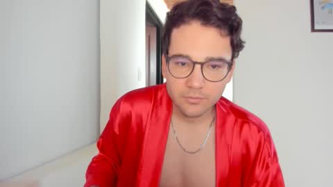 Vito Ferrer online show from March 5, 12:12 pm