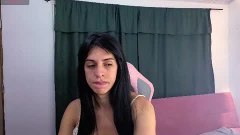 Snapshot of vittoria_lombardi07 chatting on July 7, 7:09 am VITTORIA online show from July 7, 7:09 am
