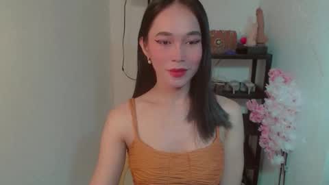 SANDRA GOING YOU online show from June 7, 4:55 pm