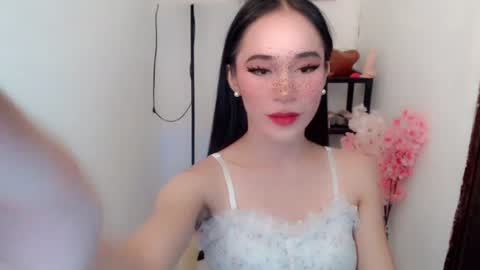 SANDRA GOING YOU online show from June 26, 9:03 am