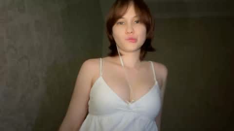 Snapshot of vivatrude chatting on May 3, 4:02 pm Sonya online show from May 3, 4:02 pm