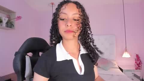 Vivi online show from February 10, 3:32 am