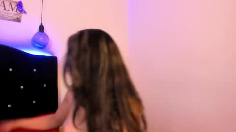 vivi_stars online show from February 19, 6:00 pm