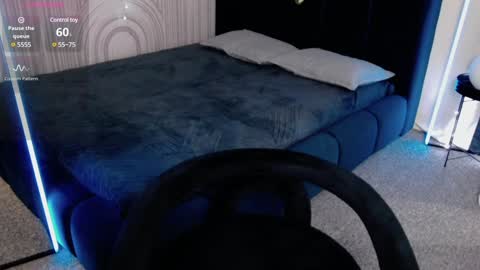 Snapshot of vivian_evans_ chatting on January 18, 3:20 am Vivian Evans online show from January 18, 3:20 am