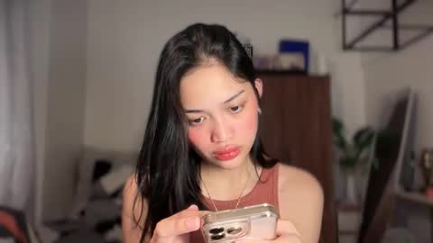 Vivian online show from March 1, 1:29 am