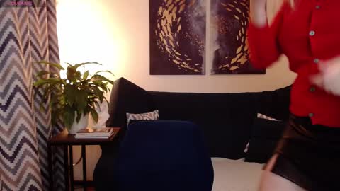 Snapshot of vivian_soul chatting on October 19, 5:57 pm Vivian online show from October 19, 5:57 pm