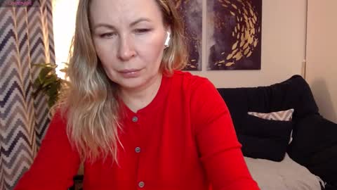 Snapshot of vivian_soul chatting on October 25, 6:13 pm Vivian online show from October 25, 6:13 pm