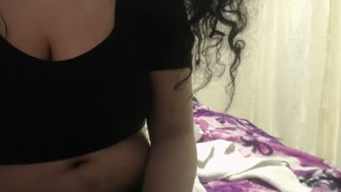 Snapshot of vivian_walt_ chatting on July 19, 6:39 am melissa online show from July 19, 6:39 am
