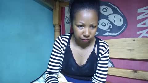viviane0812 online show from February 28, 11:56 pm