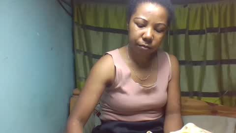 viviane0812 online show from September 29, 12:27 am