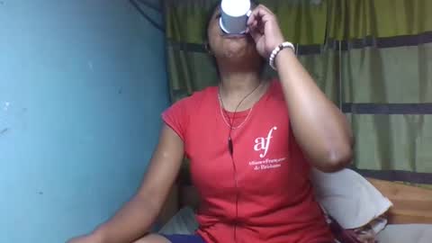 viviane0812 online show from December 14, 10:14 pm