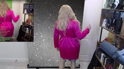 Snapshot of vivianfrost chatting on January 8, 5:05 am VivianFrosty online show from January 8, 5:05 am