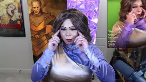 Snapshot of vivianfrost chatting on January 14, 5:08 am VivianFrosty online show from January 14, 5:08 am