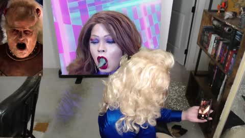 Snapshot of vivianfrost chatting on January 19, 11:34 am VivianFrosty online show from January 19, 11:34 am