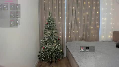 viviannayt online show from December 15, 12:20 pm