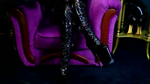 Vivian Reeve online show from October 30, 2:40 pm