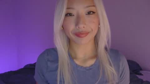 vivianwinters online show from October 31, 10:44 pm