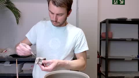 Snapshot of vivid_ether chatting on February 28, 8:50 pm Viv online show from February 28, 8:50 pm