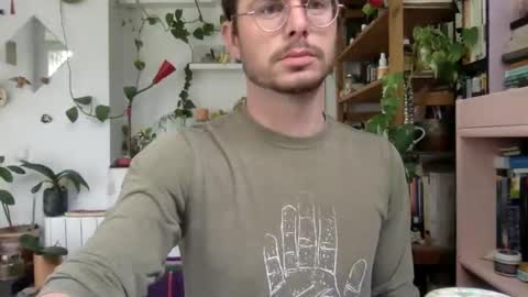 Snapshot of vivid_ether chatting on March 12, 9:34 am Viv online show from March 12, 9:34 am