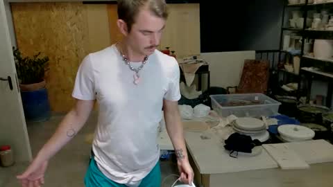 Snapshot of vivid_ether chatting on November 7, 7:25 pm Viv online show from November 7, 7:25 pm