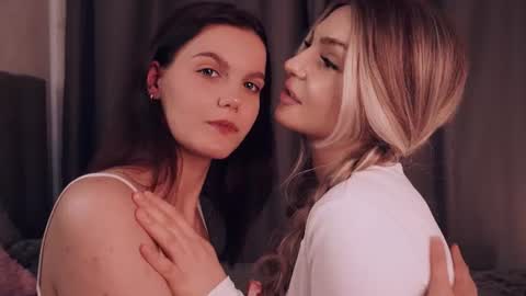 Nelly and Mari online show from July 26, 10:11 am