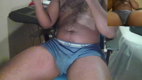 Snapshot of vividerblock45 chatting on December 2, 2:20 am youngbbc538 online show from December 2, 2:20 am