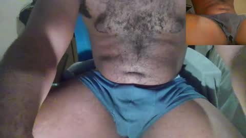 Snapshot of vividerblock45 chatting on December 2, 5:26 am youngbbc538 online show from December 2, 5:26 am