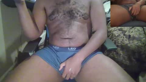 Snapshot of vividerblock45 chatting on February 10, 11:45 pm youngbbc538 online show from February 10, 11:45 pm