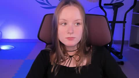 Vivien online show from December 14, 7:36 pm