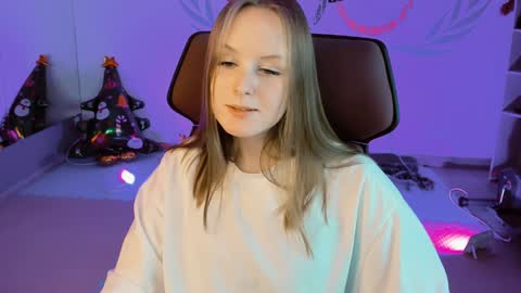 Vivien online show from December 27, 2:47 am