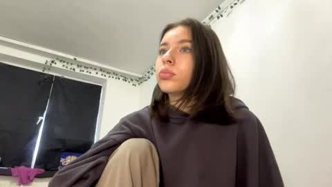 Vivi online show from October 30, 7:10 am