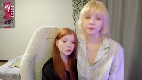 Snapshot of vivy_ chatting on January 18, 8:45 pm chatur babes online show from January 18, 8:45 pm