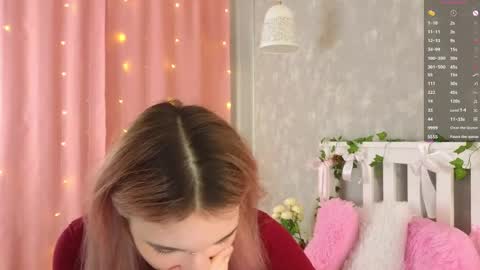 vivyboo111 online show from April 5, 8:39 pm