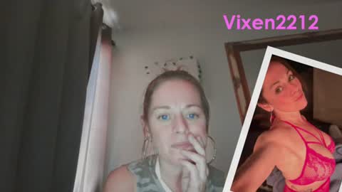 vixen1222 online show from July 17, 8:46 pm