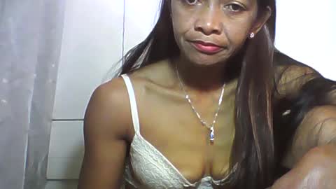 Snapshot of vixen_lina chatting on June 30, 7:20 am vixen_lina online show from June 30, 7:20 am