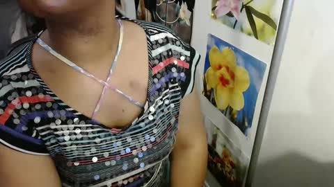 Snapshot of vixenfyre chatting on January 17, 11:38 am Vixen Fyre online show from January 17, 11:38 am