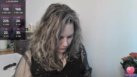 vixenjae online show from March 11, 7:36 am