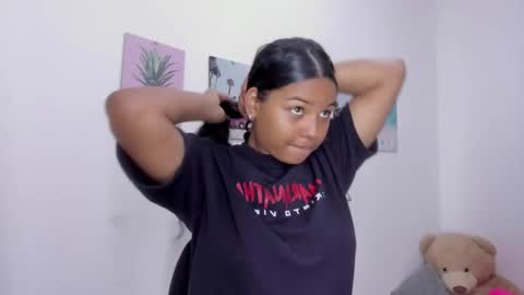 vixenlust17 online show from February 19, 1:56 am