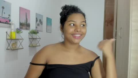 vixenlust17 online show from March 22, 5:55 am
