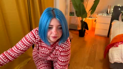 Snapshot of vixenp chatting on December 4, 5:00 pm Polly  Online mostly at 9pm-2am UK Time online show from December 4, 5:00 pm