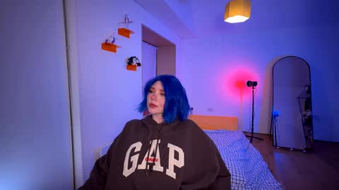 Snapshot of vixenp chatting on January 24, 6:56 pm Polly  Online mostly at 9pm-2am UK Time online show from January 24, 6:56 pm